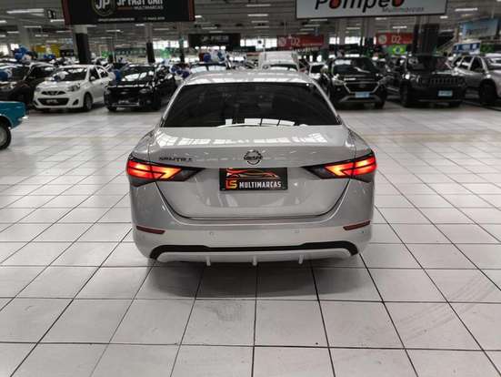 NISSAN-SENTRA-2023