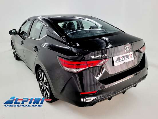NISSAN-SENTRA-2023