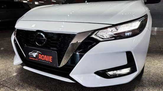 NISSAN-SENTRA-2023