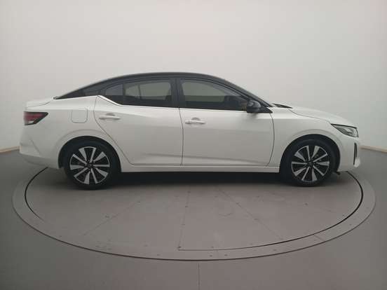NISSAN-SENTRA-2025