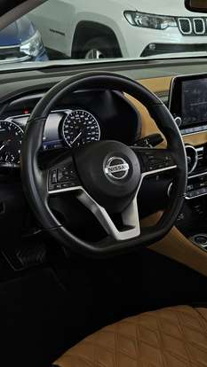 NISSAN-SENTRA-2023