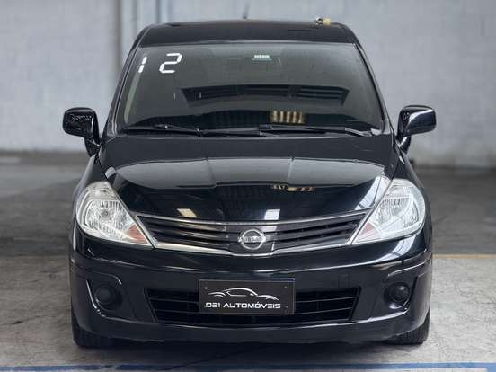 NISSAN-TIIDA-2011