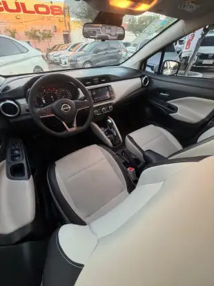 NISSAN-VERSA-2023