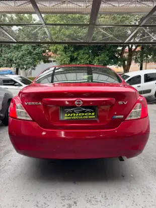 NISSAN-VERSA-2012