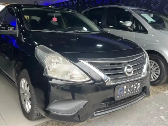NISSAN-VERSA-1.6 16V FLEX SV 4P XTRONIC NISSAN-VERSA-2017