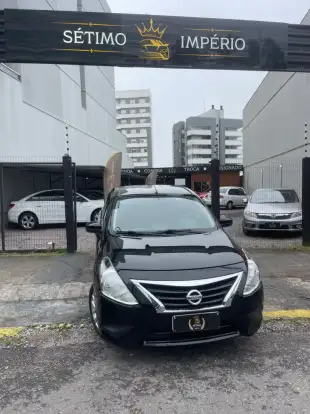 NISSAN-VERSA-2017