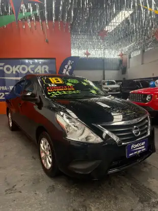 NISSAN-VERSA-2017