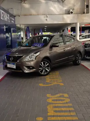 NISSAN-VERSA-1.6 16V FLEXSTART UNIQUE 4P XTRONIC NISSAN-VERSA-2017