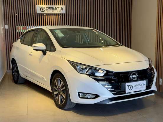 NISSAN-VERSA-2023