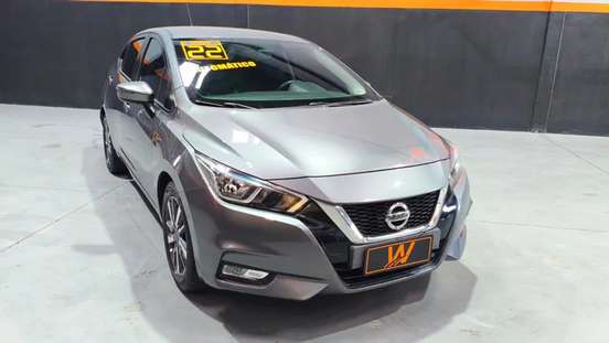 NISSAN-VERSA-2021