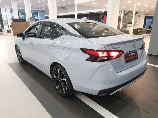 NISSAN-VERSA-2024