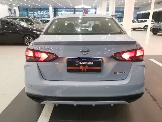 NISSAN-VERSA-2024