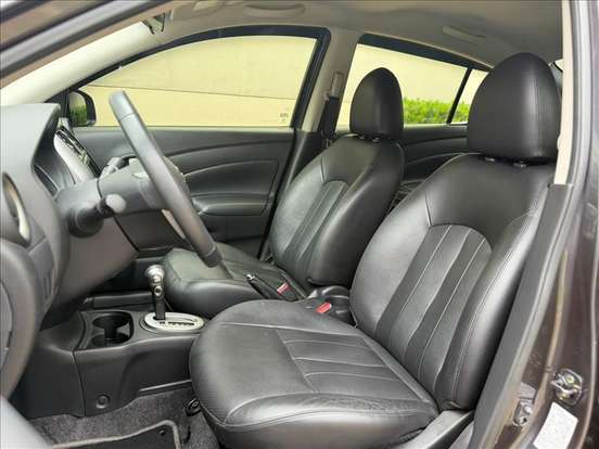 NISSAN-VERSA-2018