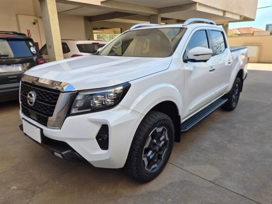 NISSAN FRONTIER 2.3 16V TURBO DIESEL PLATINUM CD 4X4 AUTOMÁTICO