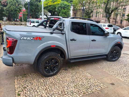 NISSAN-FRONTIER-2022