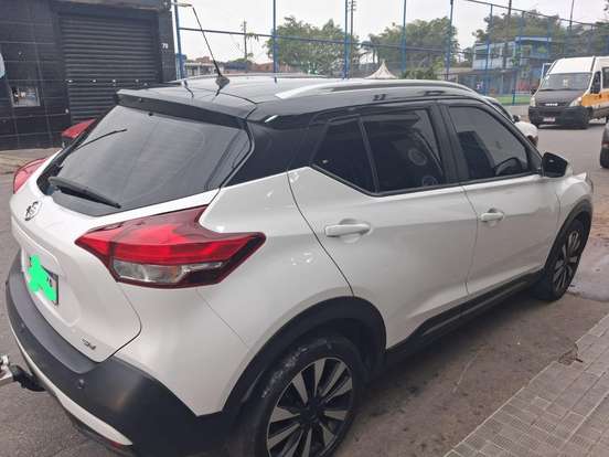 NISSAN-KICKS-2020