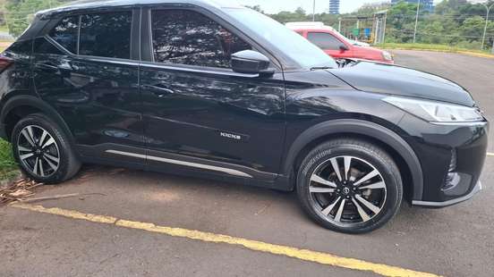 NISSAN-KICKS-2023