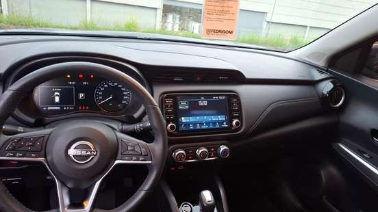 NISSAN-KICKS-2023