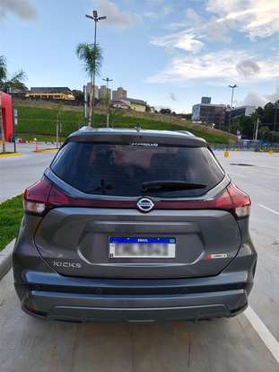NISSAN-KICKS-2022