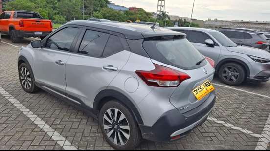 NISSAN-KICKS-2017