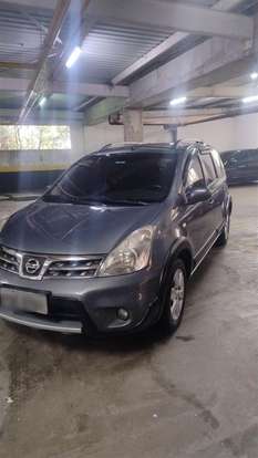 NISSAN-LIVINA-2012