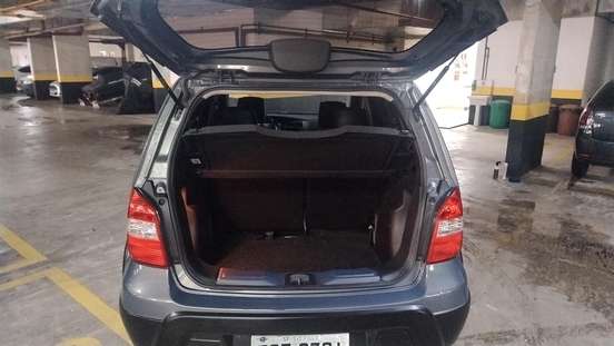 NISSAN-LIVINA-2012