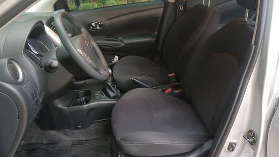 NISSAN-VERSA-2019