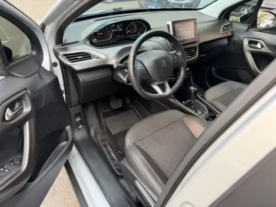 PEUGEOT-2008-1.6 16V THP FLEX GRIFFE INCONCERT 4P AUTOMÁTICO PEUGEOT-2008-2020