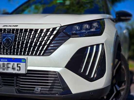 PEUGEOT-2008-2025