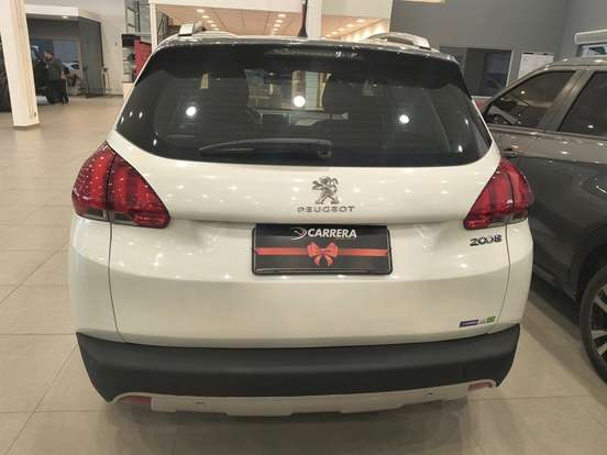 PEUGEOT-2008-2016