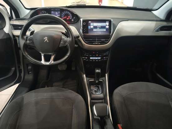 PEUGEOT-2008-2016