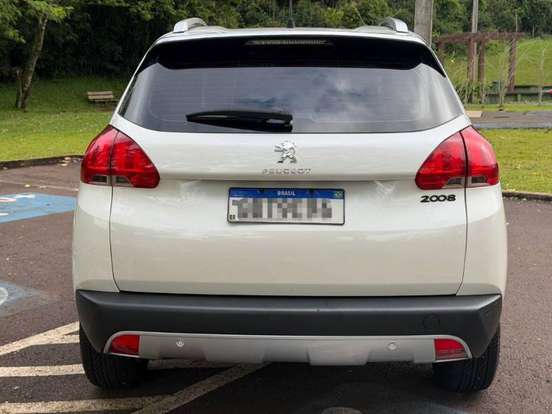 PEUGEOT-2008-2015