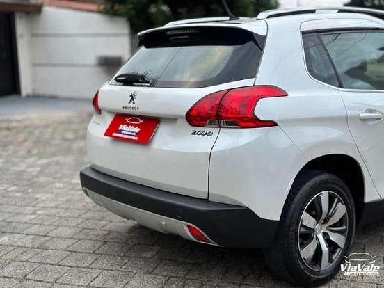 PEUGEOT-2008-1.6 16V FLEX GRIFFE 4P AUTOMÁTICO PEUGEOT-2008-2016