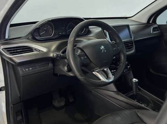 PEUGEOT-2008-2015