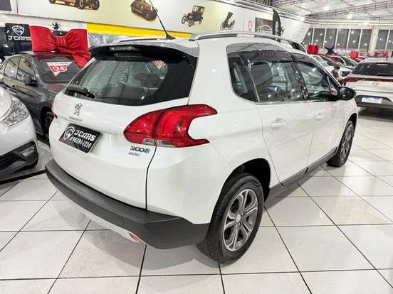 PEUGEOT-2008-2016