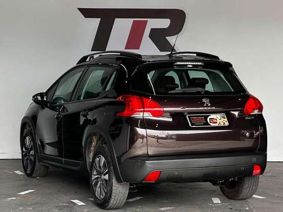PEUGEOT-2008-2020