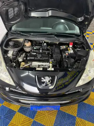 PEUGEOT-207-2012