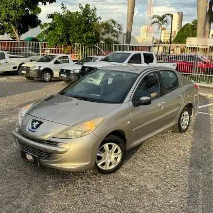 PEUGEOT-207-2012