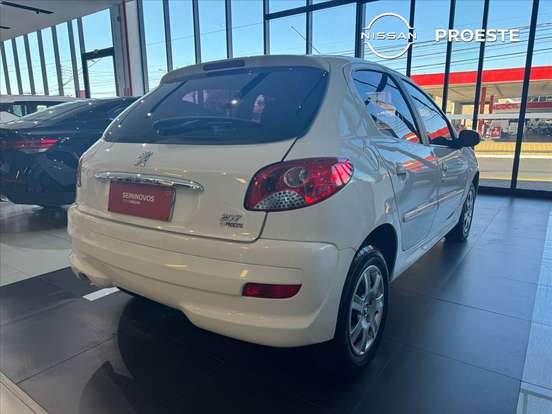 PEUGEOT-207-2012