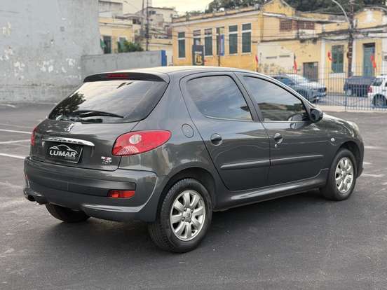 PEUGEOT-207-1.4 XR 8V FLEX 4P MANUAL PEUGEOT-207-2010