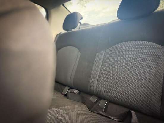 PEUGEOT-207-2011