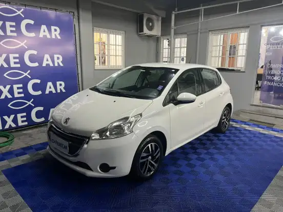 PEUGEOT-208-2013