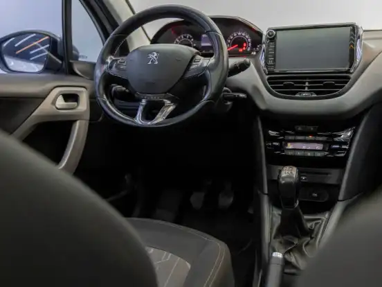 PEUGEOT-208-1.6 ALLURE 16V FLEX 4P AUTOMÁTICO PEUGEOT-208-2017