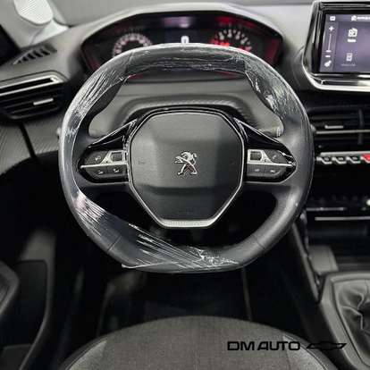 PEUGEOT-208-2023