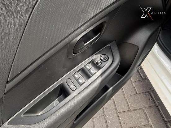 PEUGEOT-208-1.0 FIREFLY FLEX LIKE MANUAL PEUGEOT-208-2023