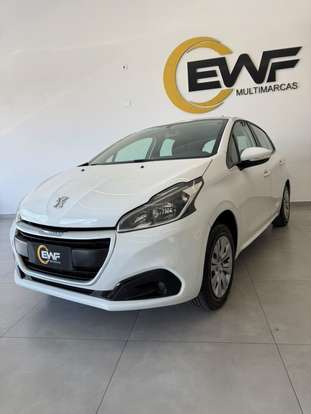 PEUGEOT-208-2017