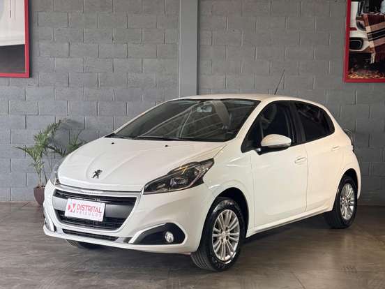 PEUGEOT-208-2016
