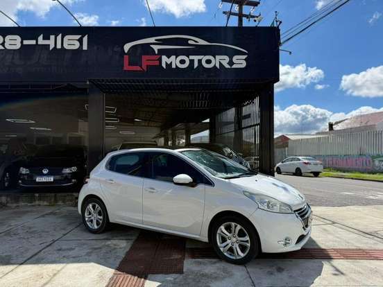 PEUGEOT-208-2013