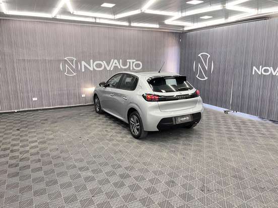 PEUGEOT-208-2020