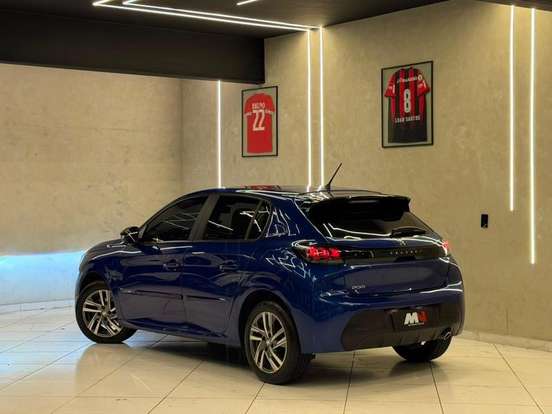 PEUGEOT-208-2022